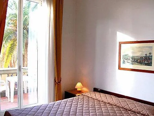 *** Aparthotel Hotel Residence Villa Tassoni Rome Italy